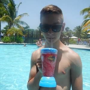 Meet your Posher, Kaleb